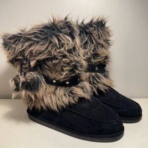 HotCakes Vintage Fur Pom Pom Grunge Studded Boots Women’s Size 11 Y2K Metal